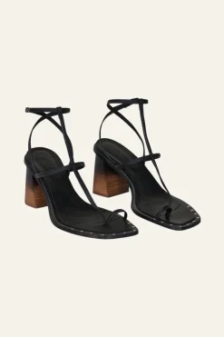 The Maze Heels In Black